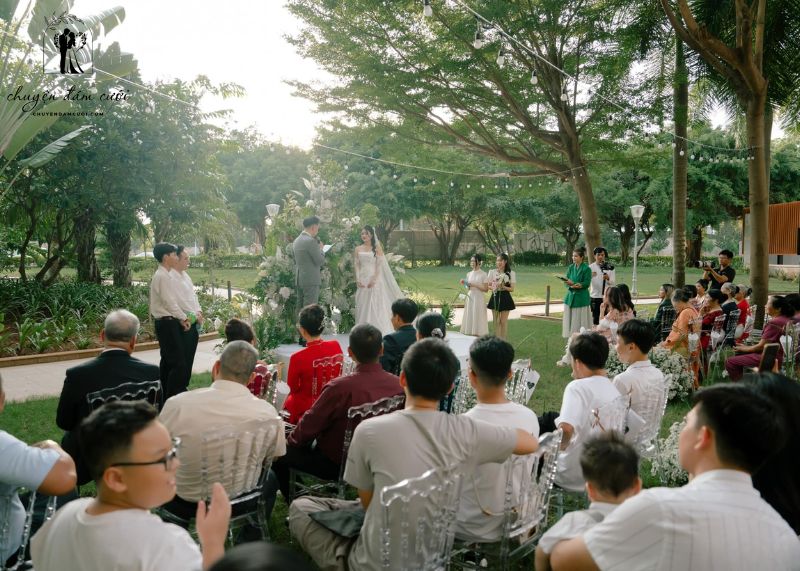 Chọn không gian gần gũi để tổ chức Vows wedding