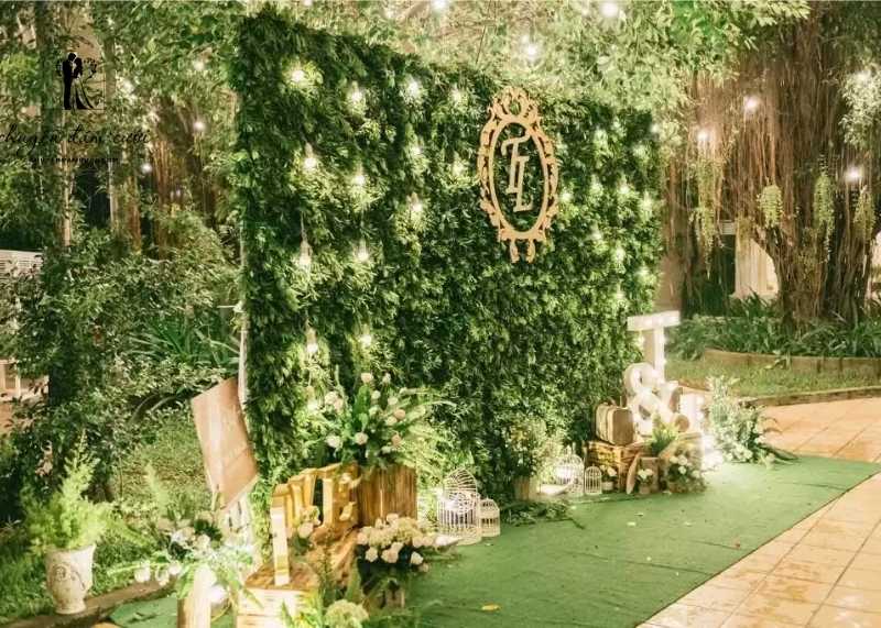 Trang trí cổng hoa cưới lộng lẫy tại Le Jardin Thủ Đức